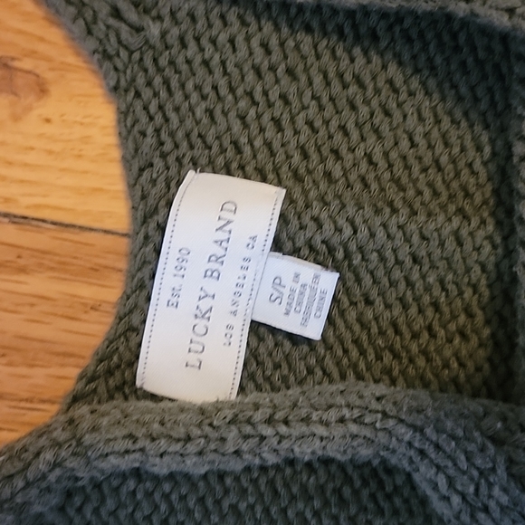 Lucky Brand knit tank green small - Picture 2 of 7
